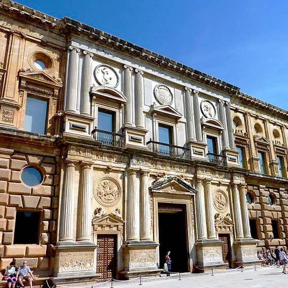 PALACIO DE CARLOS V